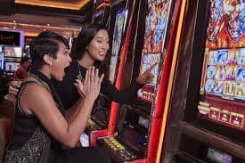 Speed Baccarat table interface showing bet options and live dealer
